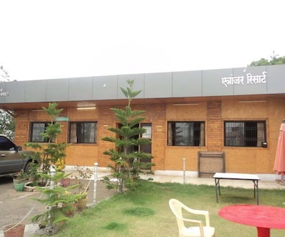 V Resorts Etranger, Aurangabad